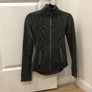 Lululemon running jacket. Black and grey print